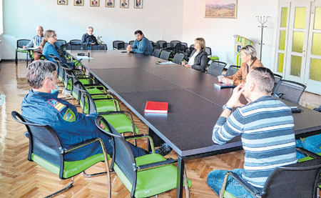 Proradilo 14 trgovina, od ponedjeljka knjižnica pa vrtić