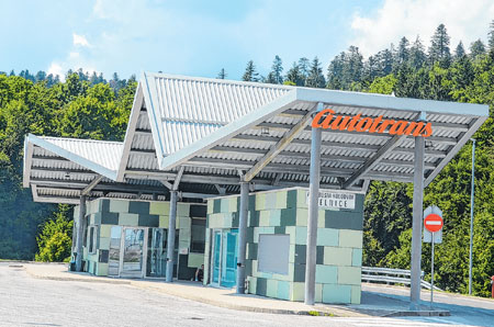 Autobus zvan čežnja – zbog pandemije smanjen broj linija