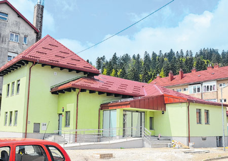 Počelo preseljenje 35.000 knjiga u novu knjižnicu