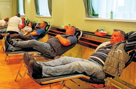 Delničko Gradsko društvo Crvenog križa priznanjima obilježilo Dan dobrovoljnih darivatelja krvi