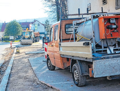 Uređenje pločnika u Delnicama