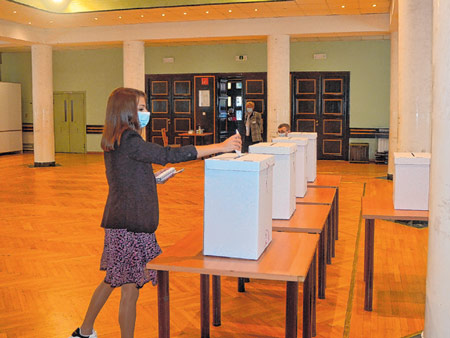 Izbori 2021: Lakota, Mihelčić i Mufić dobilnajboše glasova, no predstoji im drugi krug