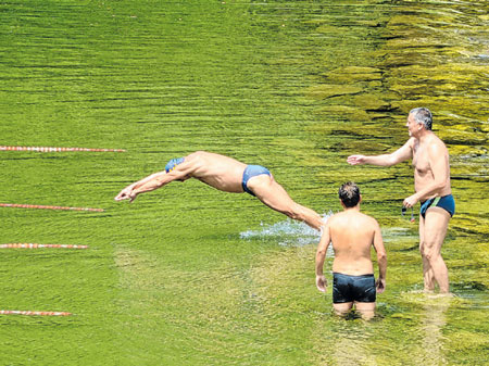 Kupom uzvodno plivalo 30-ak najhrabrijih