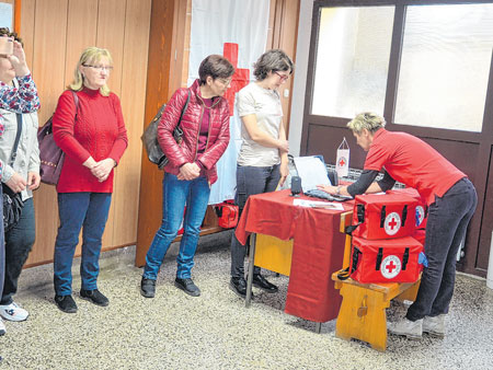 “Nismo sami” – Crveni križ Delnice pokreće projekt pomoći osobama s teškim oštećenjima