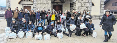 Po deveti put na području delničke župe provedena humanitarna akcija “Jedan učenik – jedan proizvod”