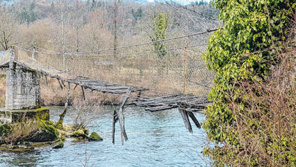 U očekivanju obnove visećih mostova