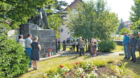 Niz delegacija obilježio Dan antifašističke borbe