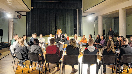 Praizvedba nove kazališne predstave “Super Goran”