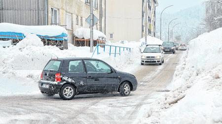 U Delnicama snijeg se čisti, ali to košta