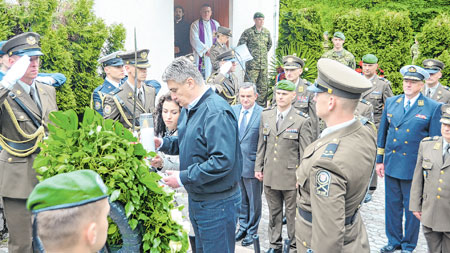 Predsjednik Zoran Milanović u delničkoj vojarni specijalnih snaga