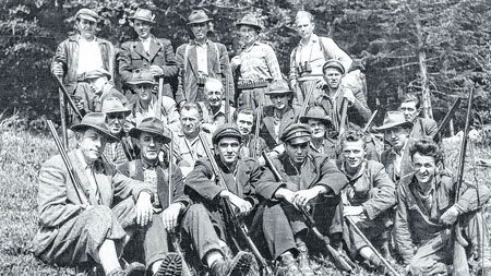 Lovačko društvo Tetrijeb iz Delnica slavi osam desetljeća postojanja