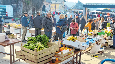 Nova delnička tržnica položila ispit i kod kupaca i kod prodavača