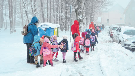 Unatoč snijegu u Gorskom kotaru bez ikakvih većih problema