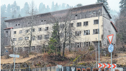 Rušit će se stara delnička ambulanta