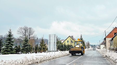 Snijeg nije iznenadio ni Gorane, ni zimsku službu, prouzročio je samo mala jutarnja kašnjenja i zastoje u prometu