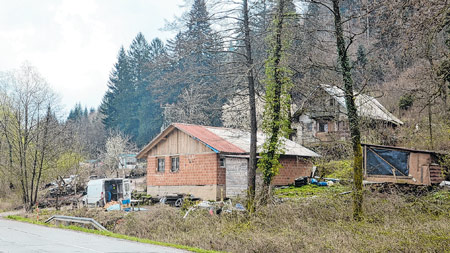 Igor Pleše: Centar za socijalnu skrb ne bi smio odobriti priključke na nelegalnoj radnji