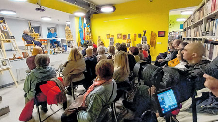 U Gradskoj knjižnici “Janet Majnarich” Zlatko Pochobratsky predstavio je svoju zbirku lirike