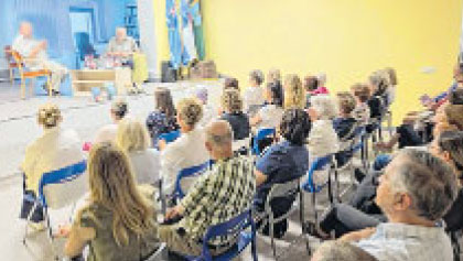 Gradska knjižnica Janet Majnarich: Drago Hedel predstavio svoj roman